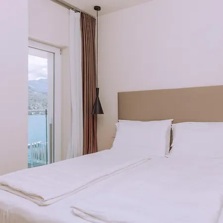 Ah Porticcioli Boutique 4*