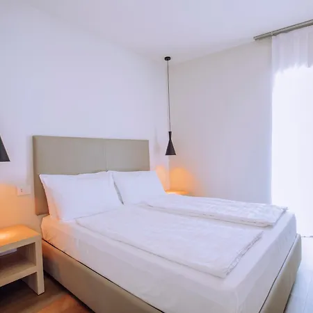 Ah Porticcioli Boutique Hotel San Felice del Benaco